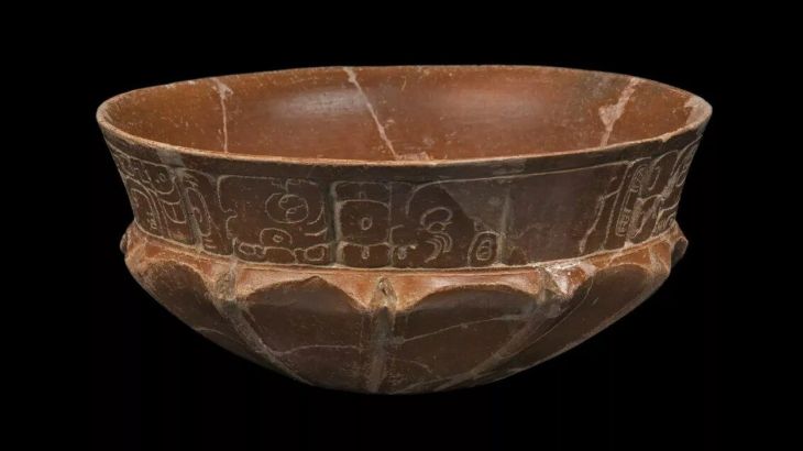 Descifran jeroglíficos en vasija prehispánica hallada en obras del Tren Maya